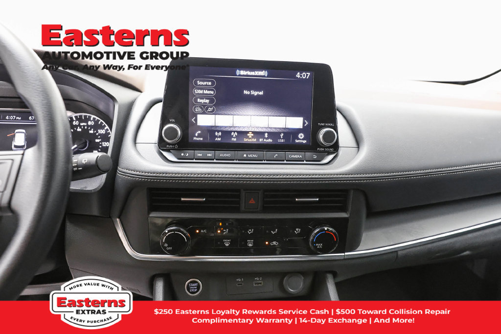 Used 2023 Nissan Rogue S AWD/4WD image 13