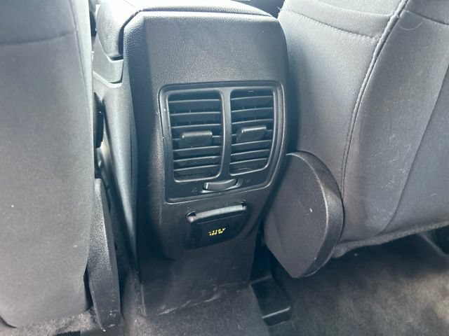 Used 2017 Ford Escape SE w/ Equipment Group 201A AWD/4WD image 38