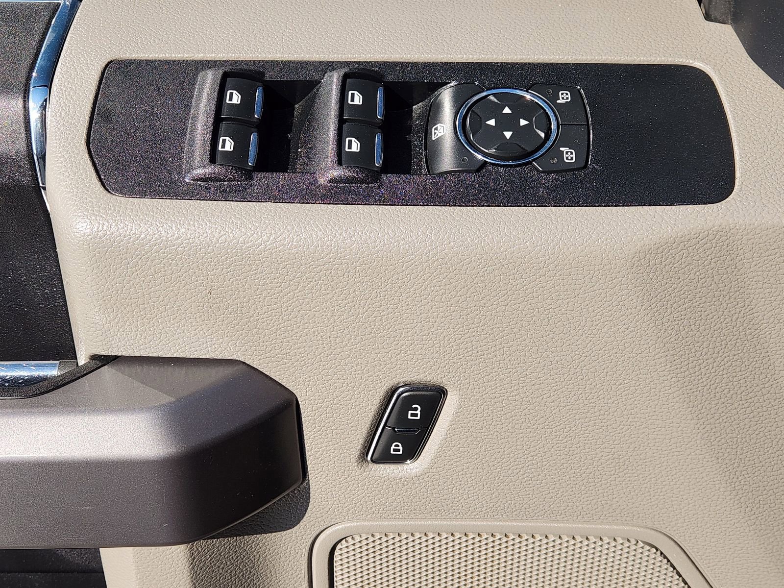 Used 2019 Ford F250 XLT w/ XLT Value Package image 29