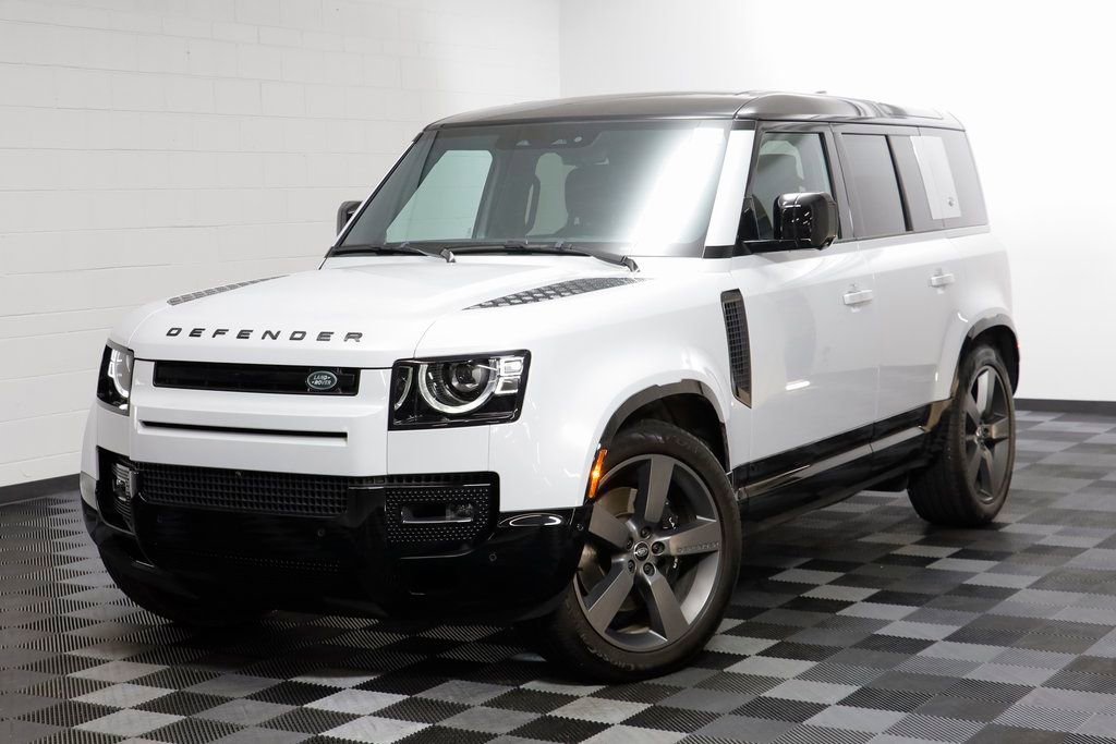 Used 2023 Land Rover Defender 110 V8 image 1