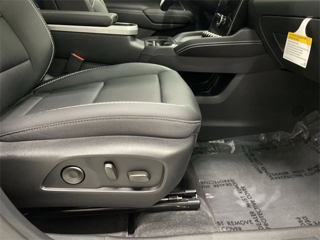 New 2026 GMC Terrain Denali w/ LPO, Floor Liner Package image 21