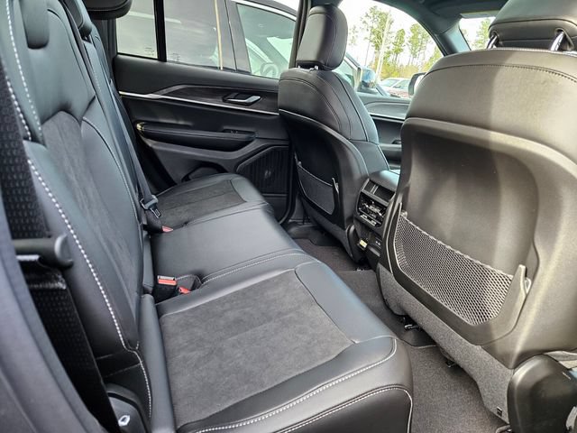 New 2026 Jeep Grand Cherokee Altitude RWD image 6