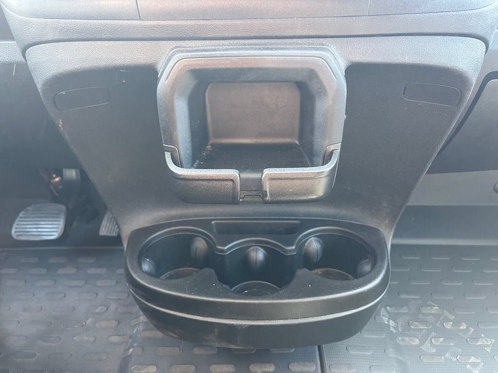 Used 2025 RAM ProMaster 2500 w/ Convenience Group FWD image 17