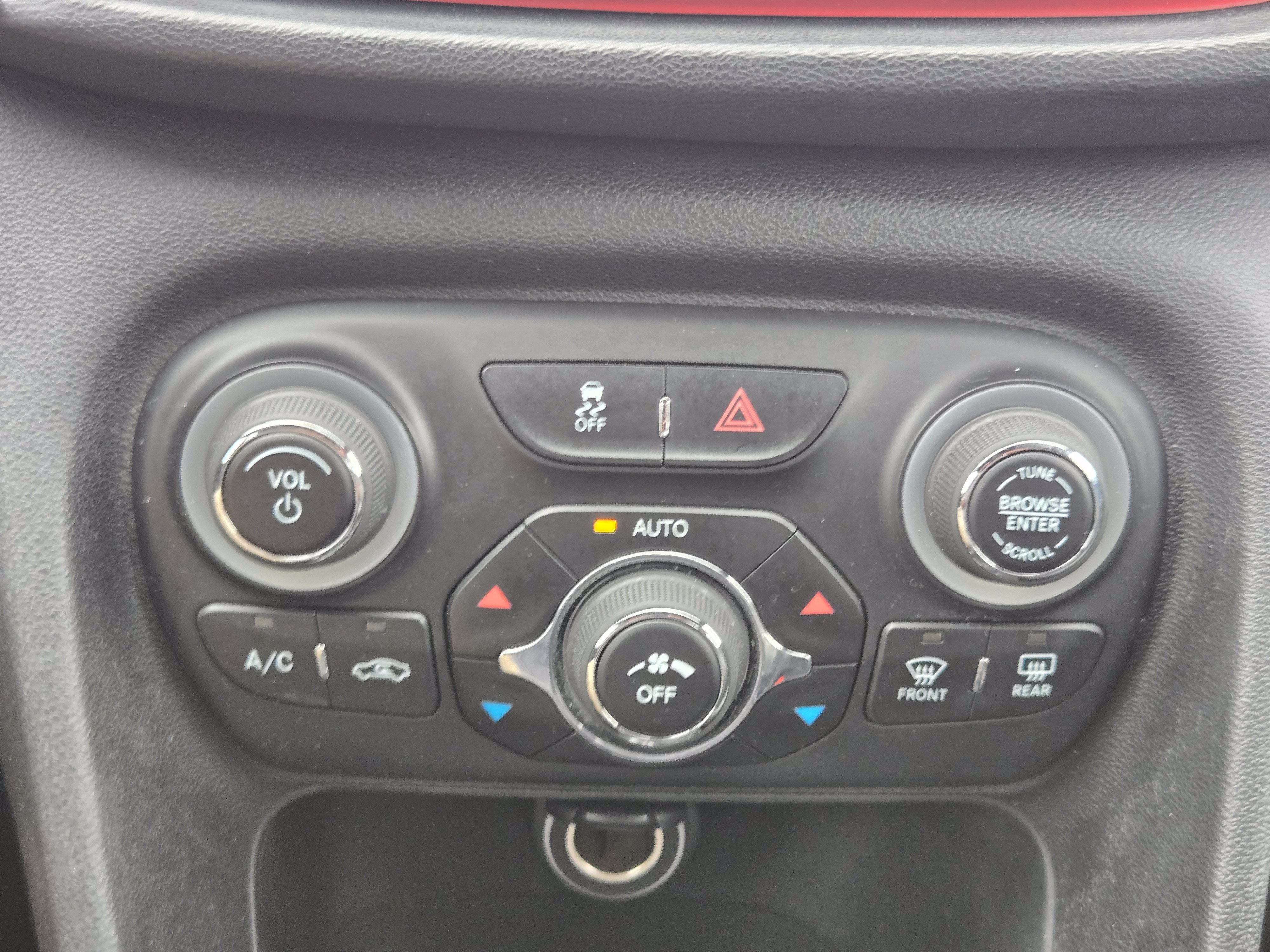 Used 2015 Dodge Dart GT FWD image 15