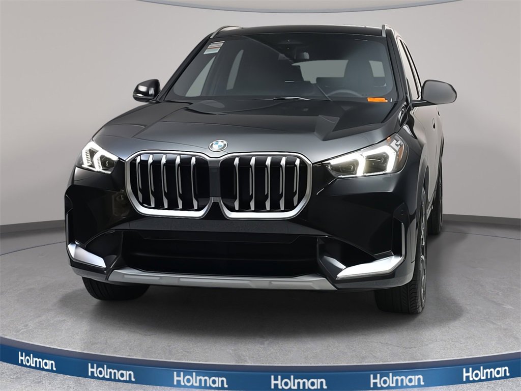 New 2026 BMW X1 xDrive28i w/ Convenience Package image 2