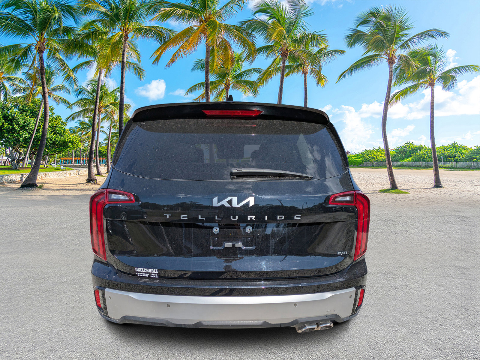 Used 2023 Kia Telluride S image 5