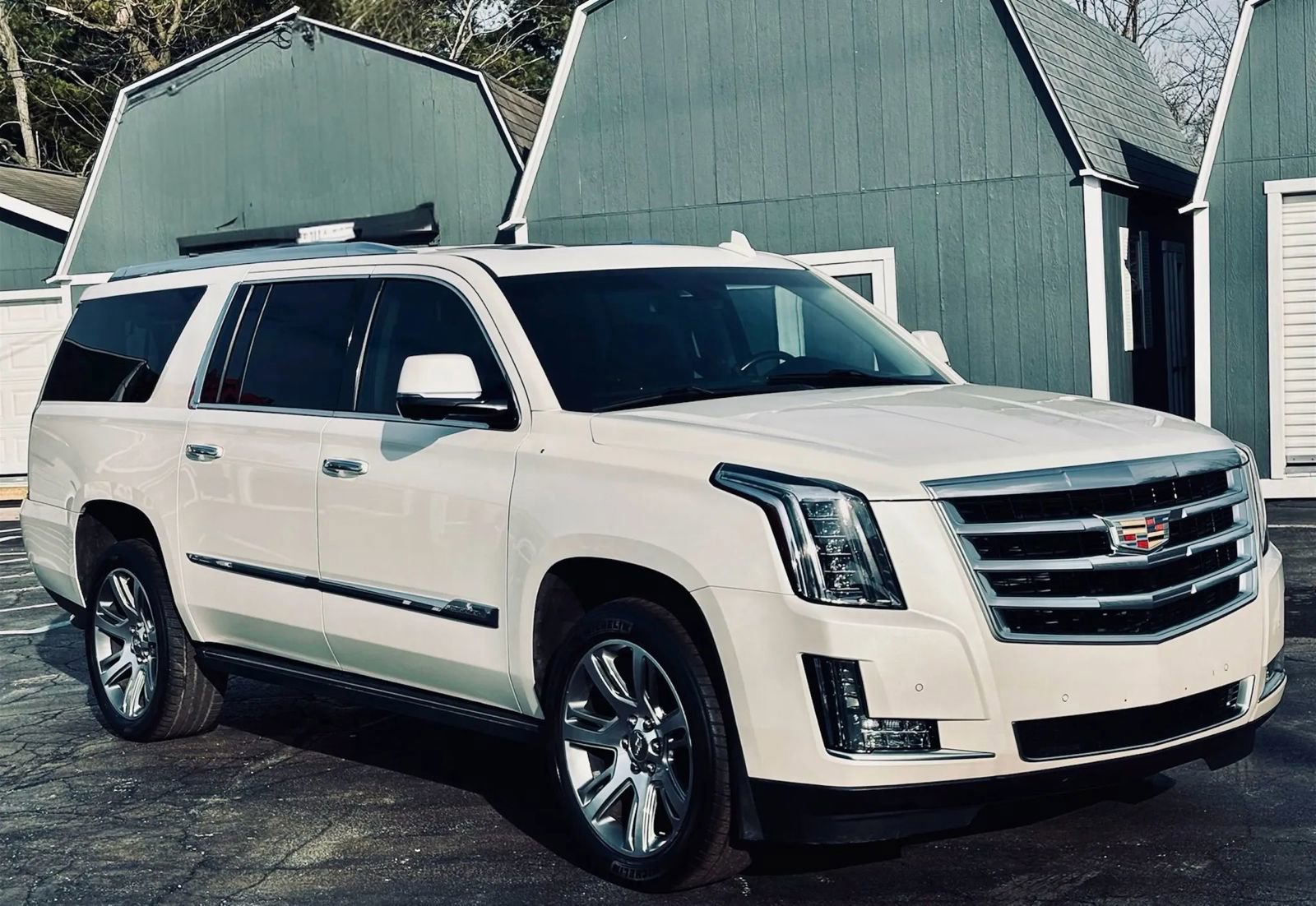 Used 2015 Cadillac Escalade ESV Premium image 13