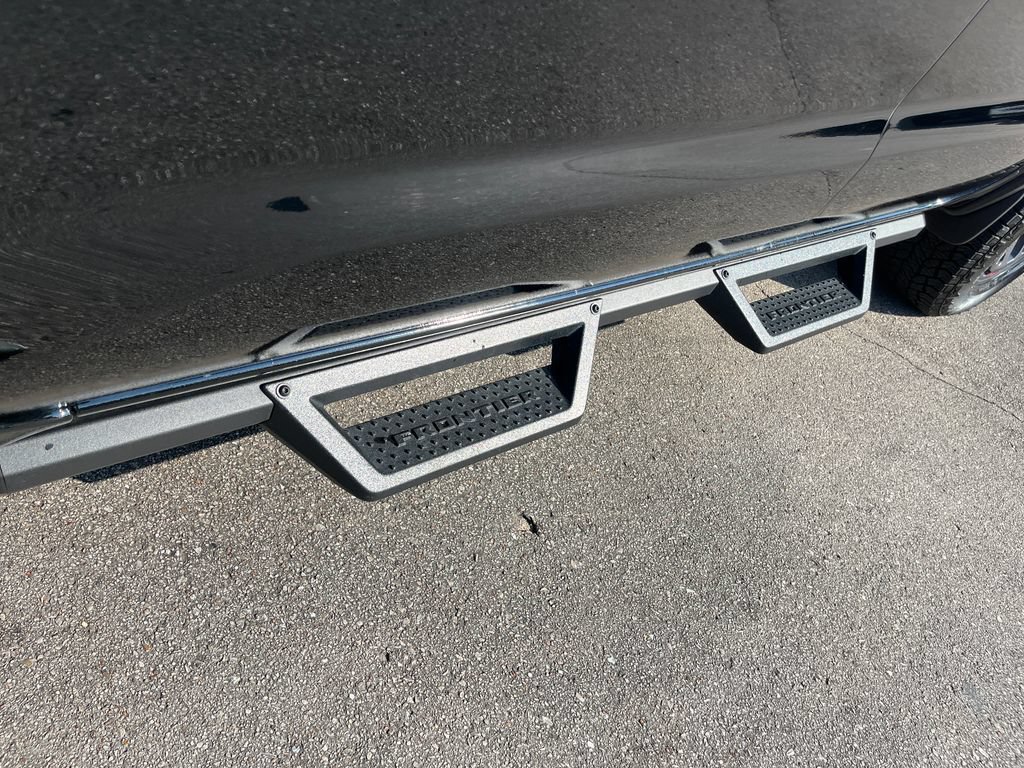 Certified 2025 Nissan Frontier PRO-4X AWD/4WD image 31