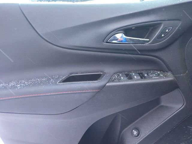 Used 2024 Chevrolet Equinox RS image 27