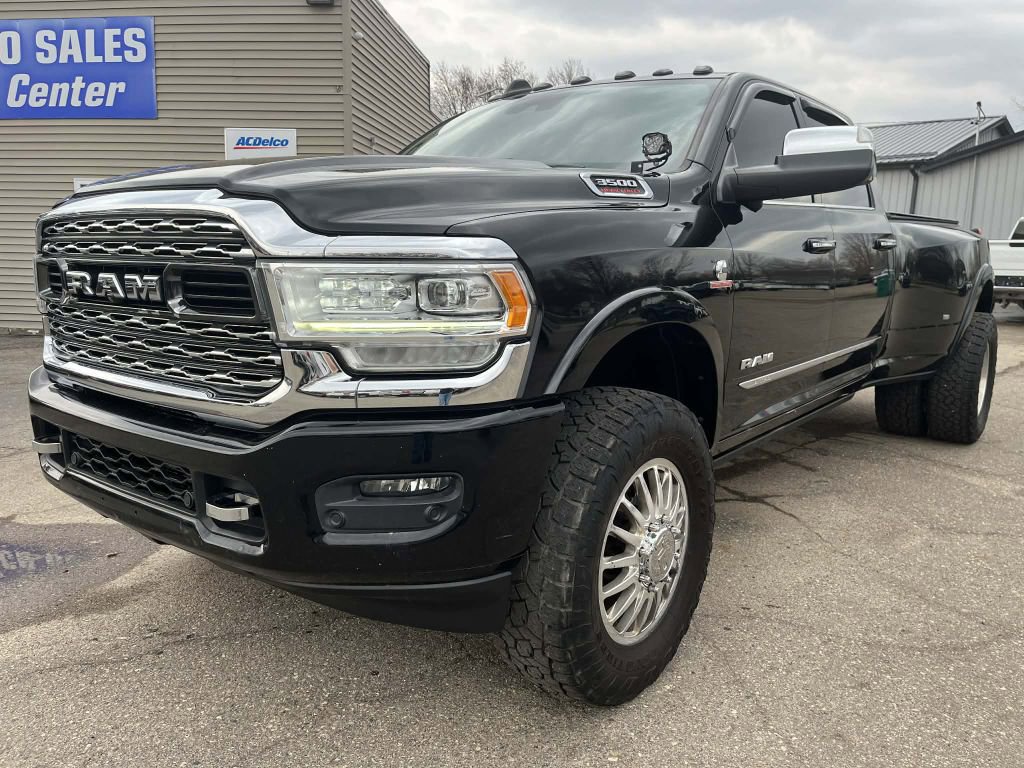 Used 2020 RAM 3500 Limited AWD/4WD image 2