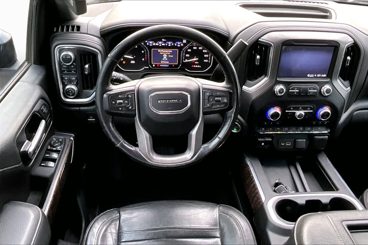 Used 2022 GMC Sierra 3500 Denali w/ Denali Ultimate Package AWD/4WD image 6