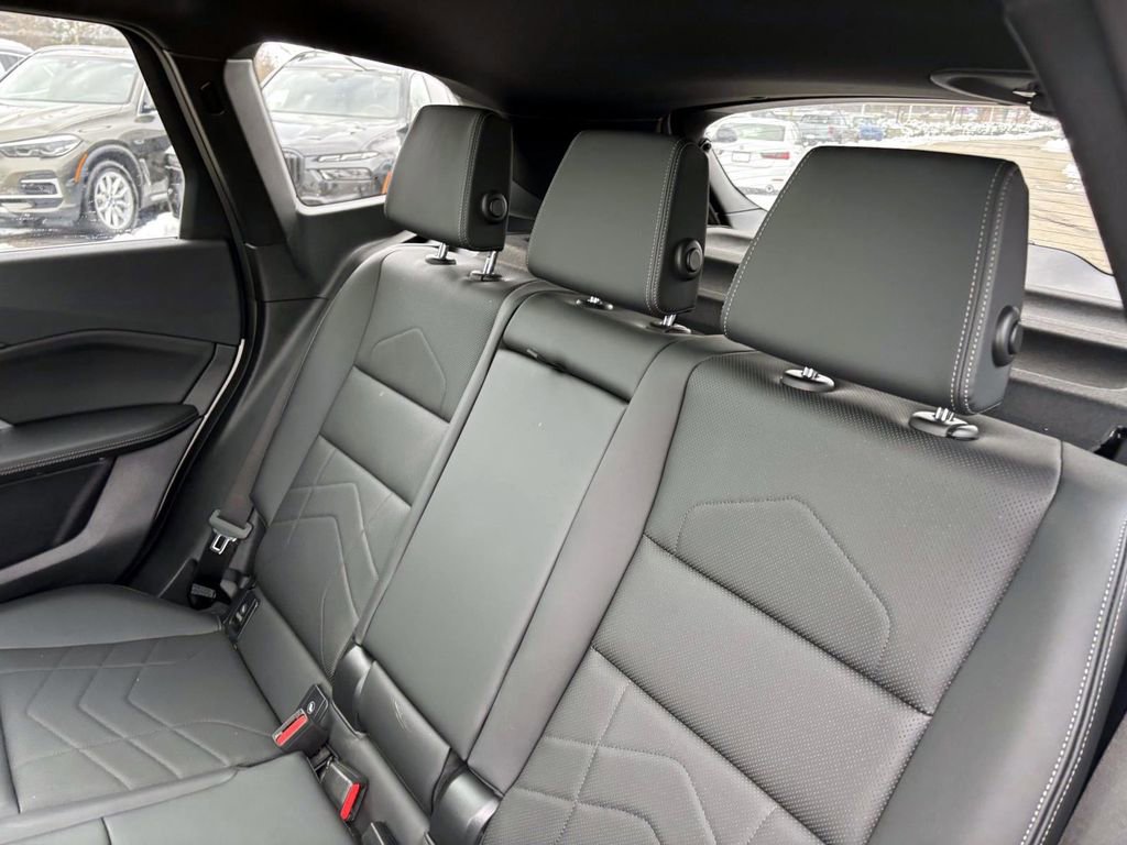 Certified 2025 BMW X1 M35i image 28