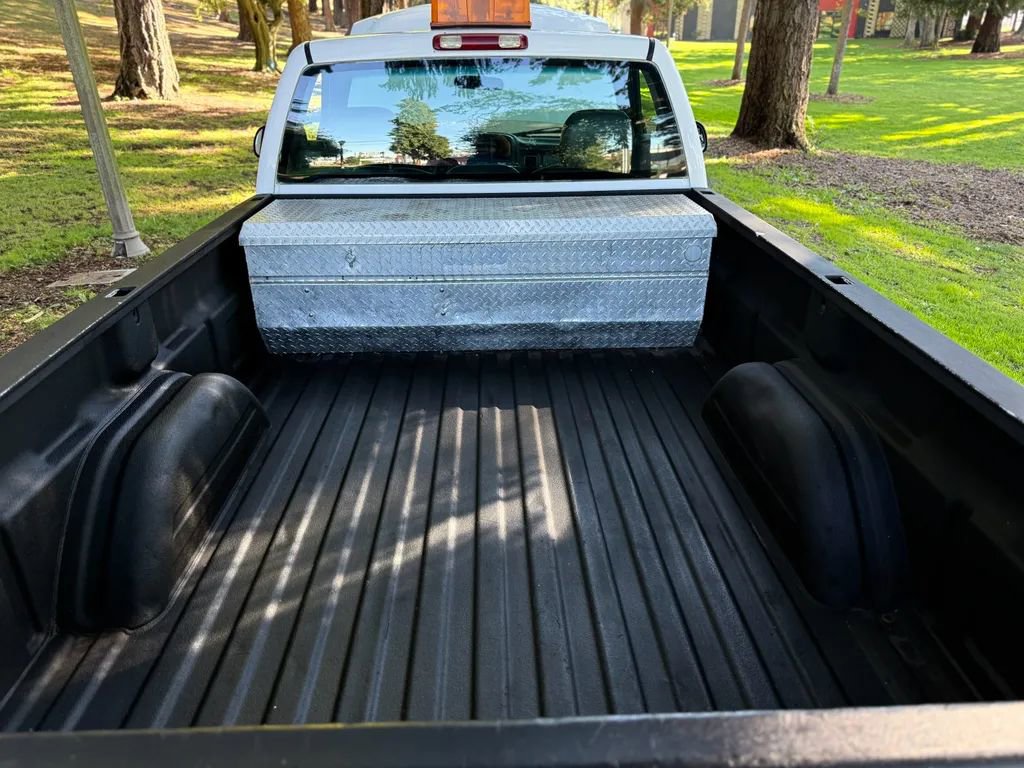 Used 2002 Chevrolet Silverado 1500 2WD Regular Cab image 25