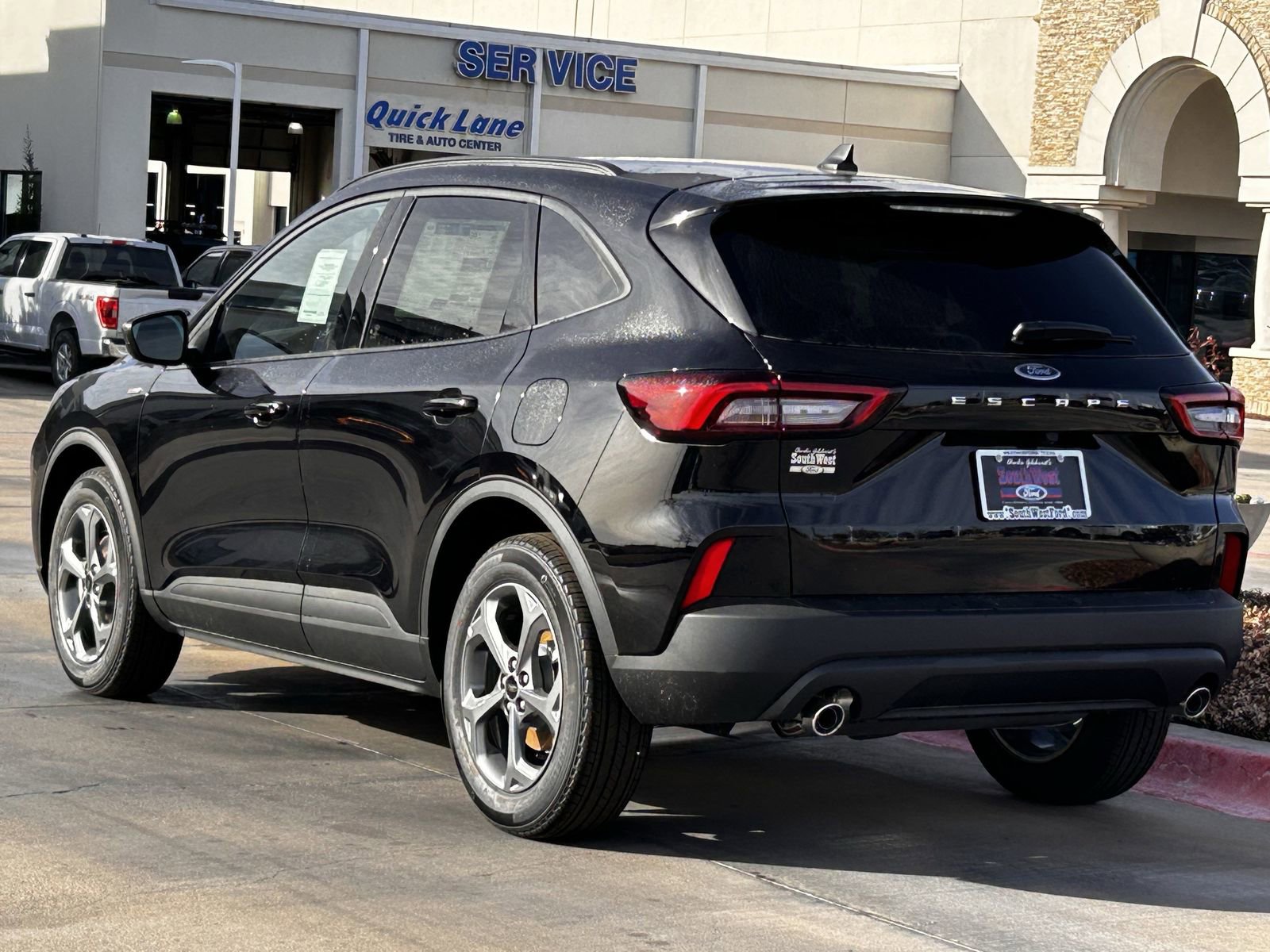 New 2026 Ford Escape ST-Line FWD image 4