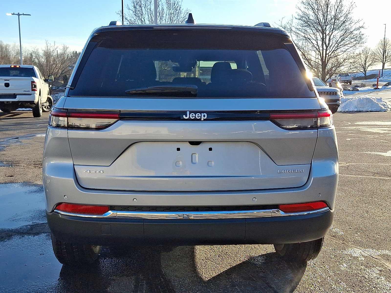 New 2025 Jeep Grand Cherokee Laredo X image 5