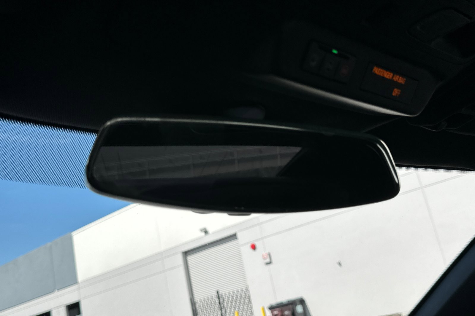 Used 2020 Chevrolet Camaro LT image 24