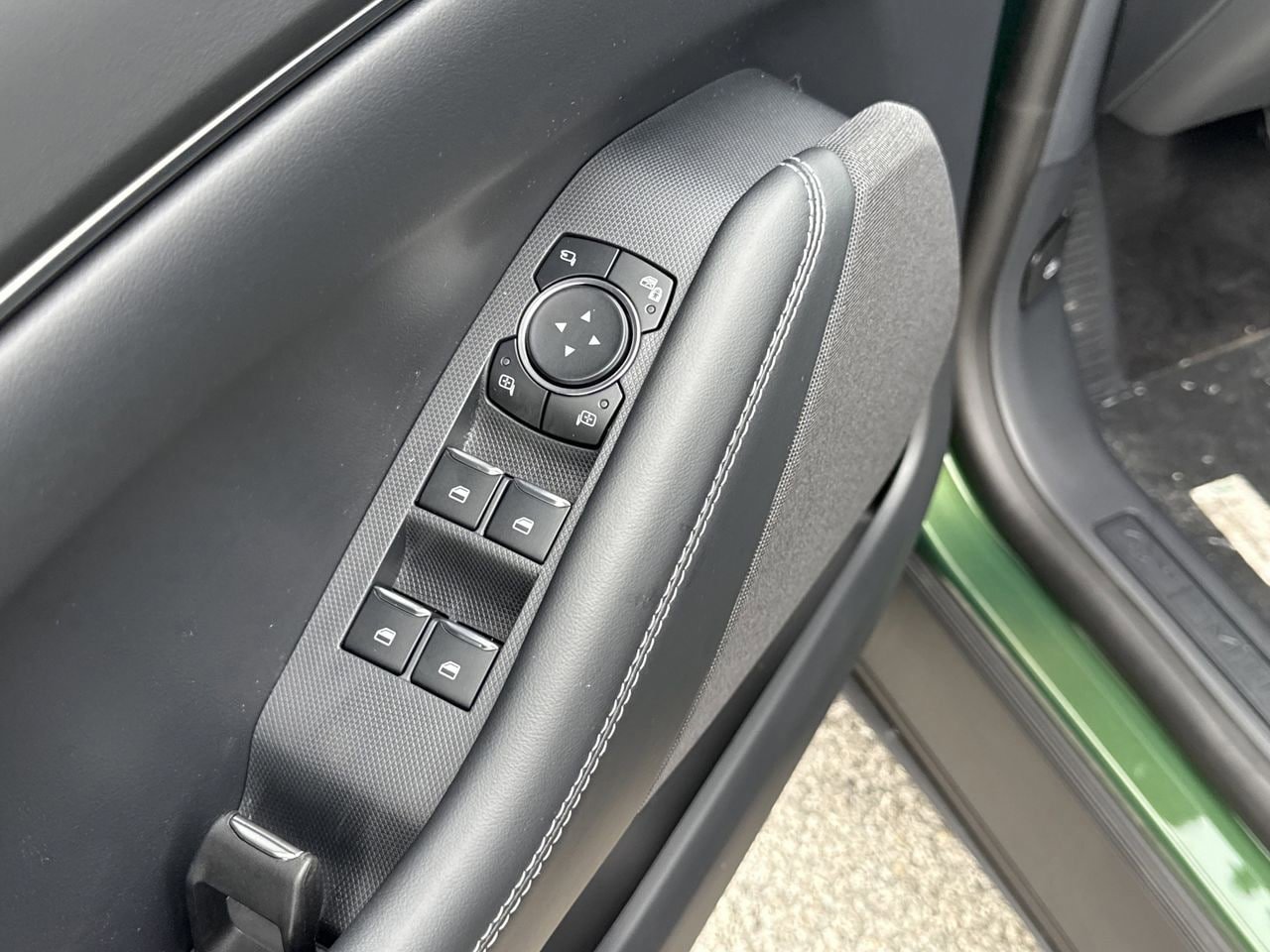 New 2026 Ford Mustang Mach-E Select RWD image 17