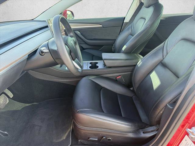 Used 2023 Tesla Model 3 Standard Range image 11
