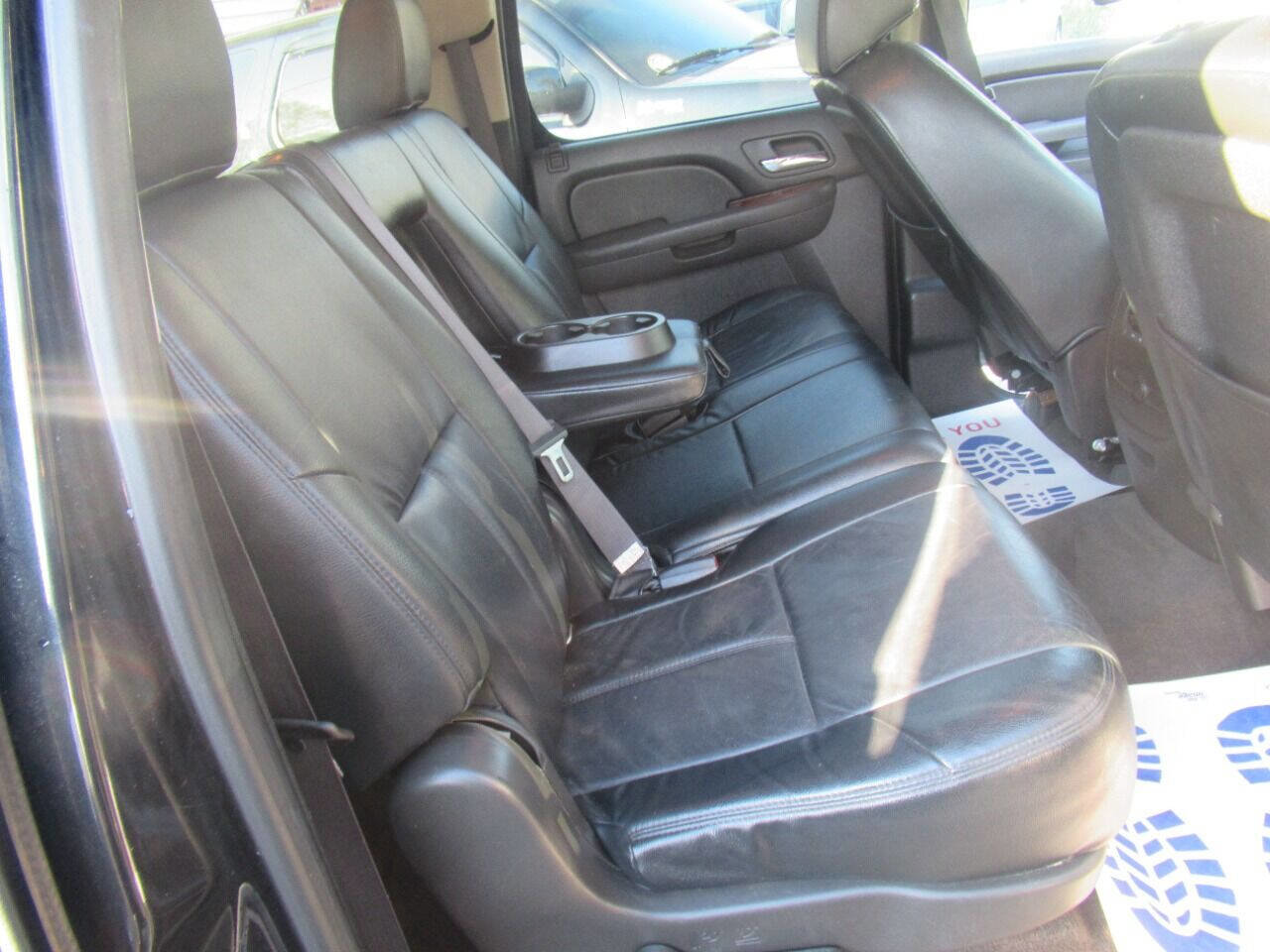 Used 2013 Chevrolet Suburban LS w/ Convenience Package 1 image 24