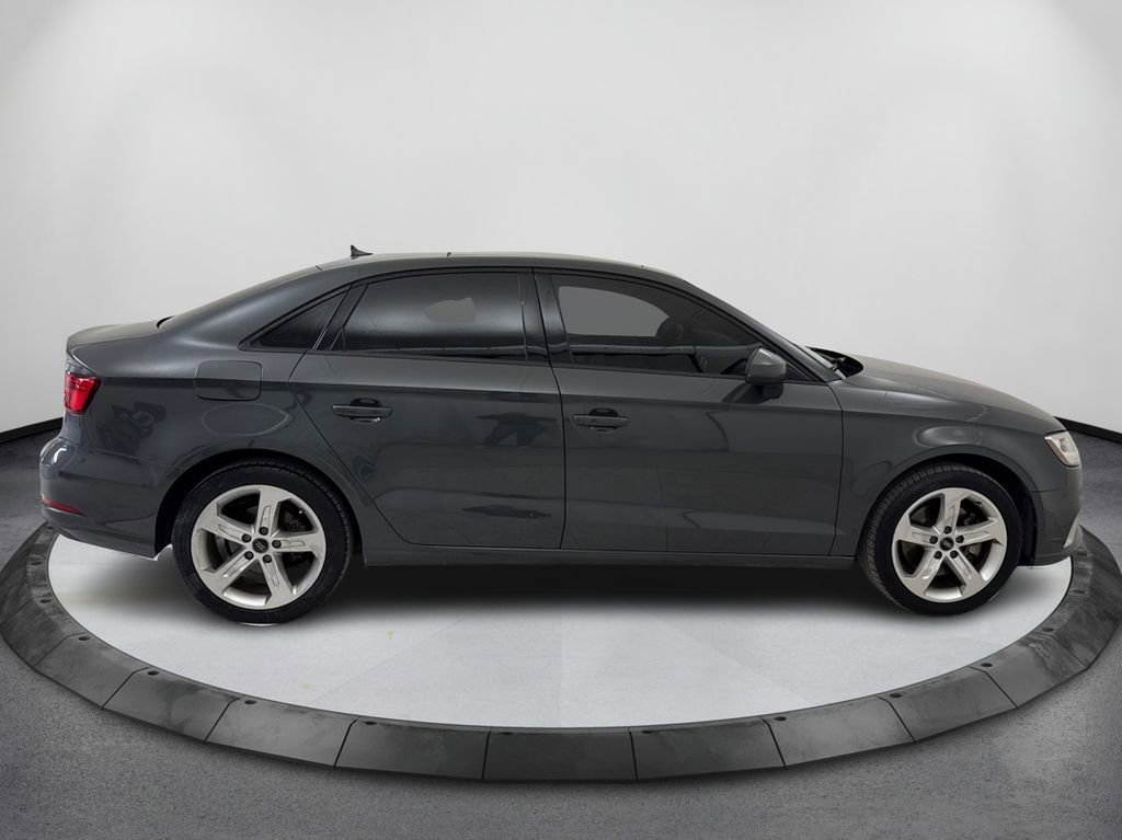 Used 2017 Audi A3 2.0T Premium image 4