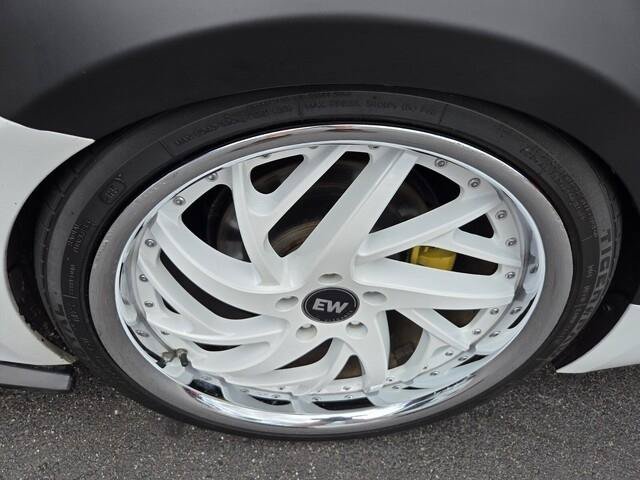 Used 2016 Lexus RC 200t RWD image 22