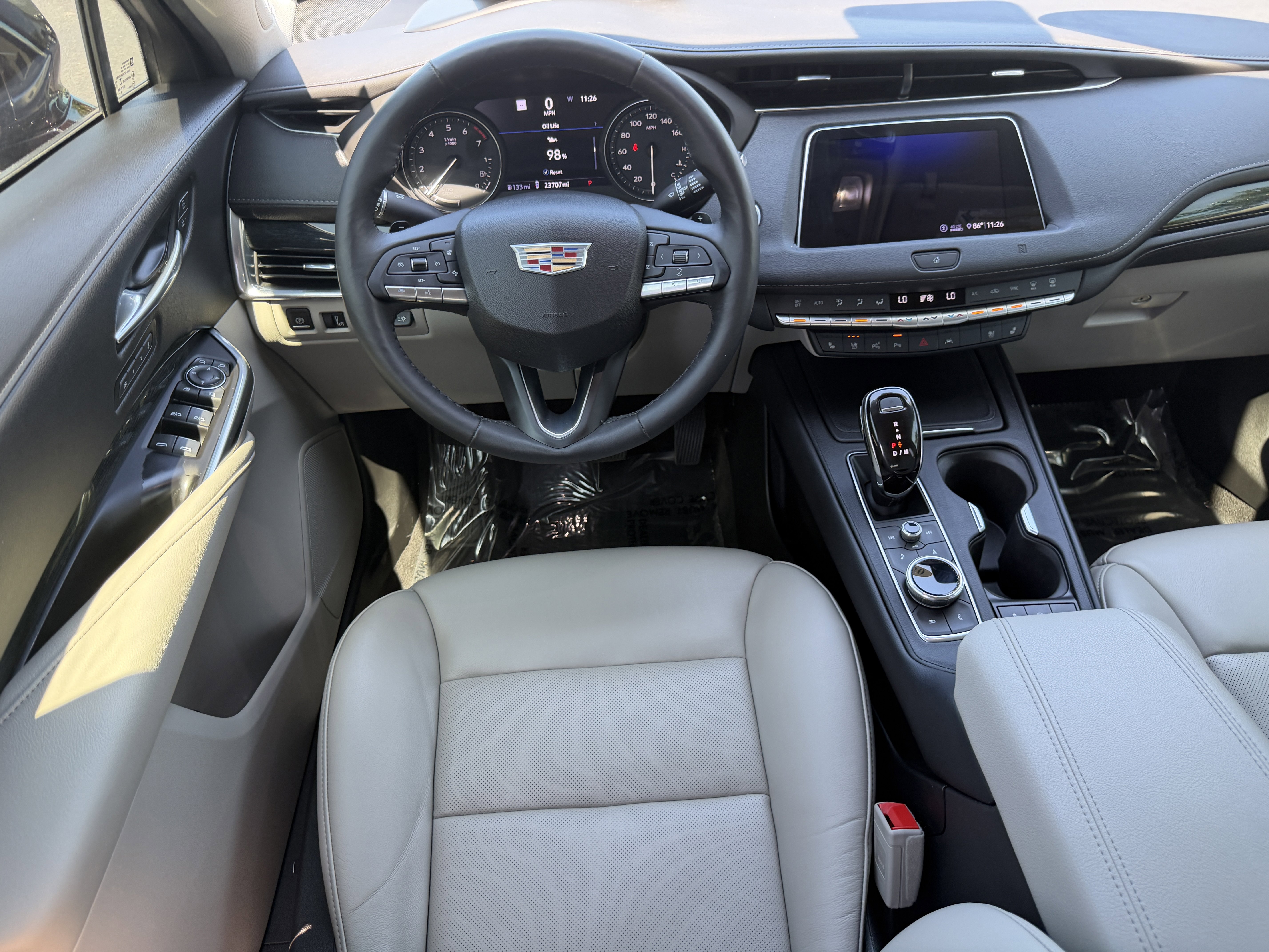 Used 2020 Cadillac XT4 Premium Luxury FWD image 14