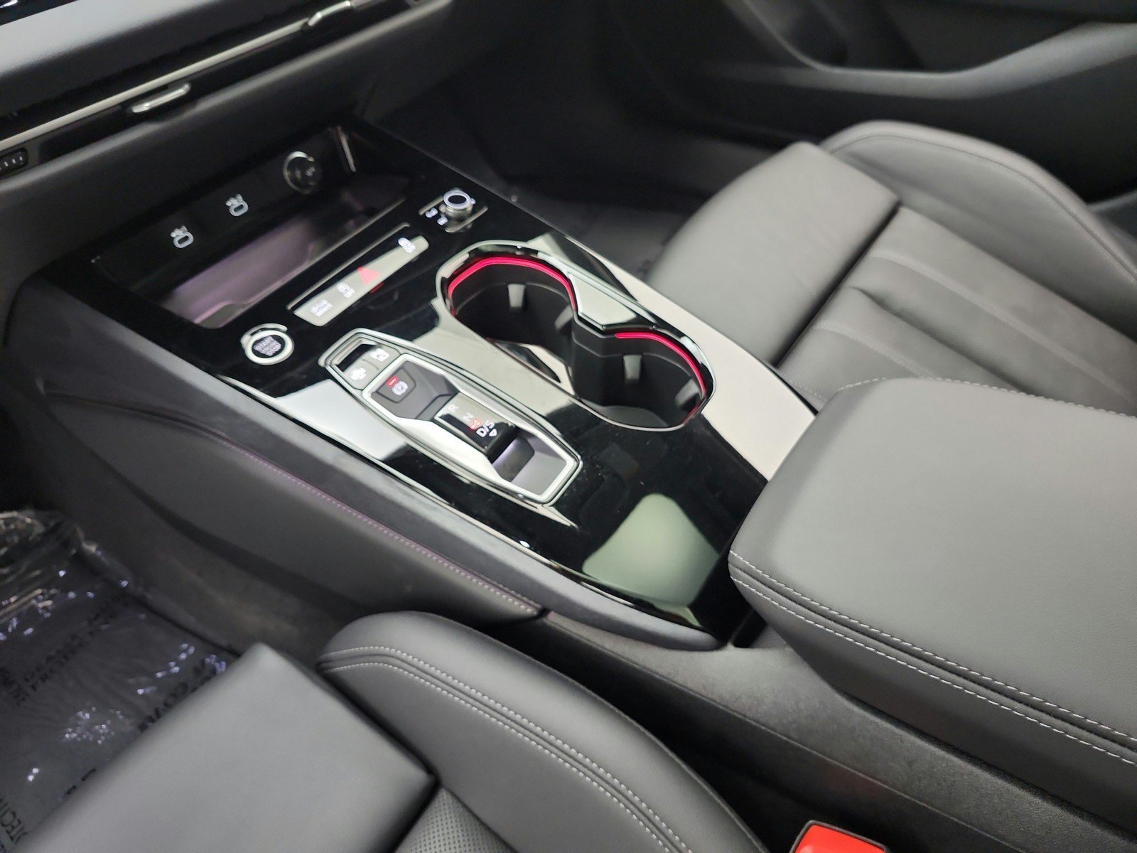 Used 2025 Audi A5 2.0T Premium Plus w/ Premium Plus AWD/4WD image 11