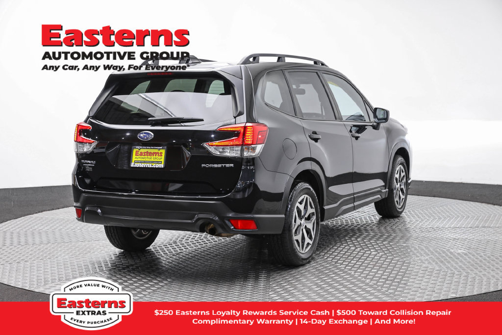 Used 2024 Subaru Forester Premium AWD/4WD image 6