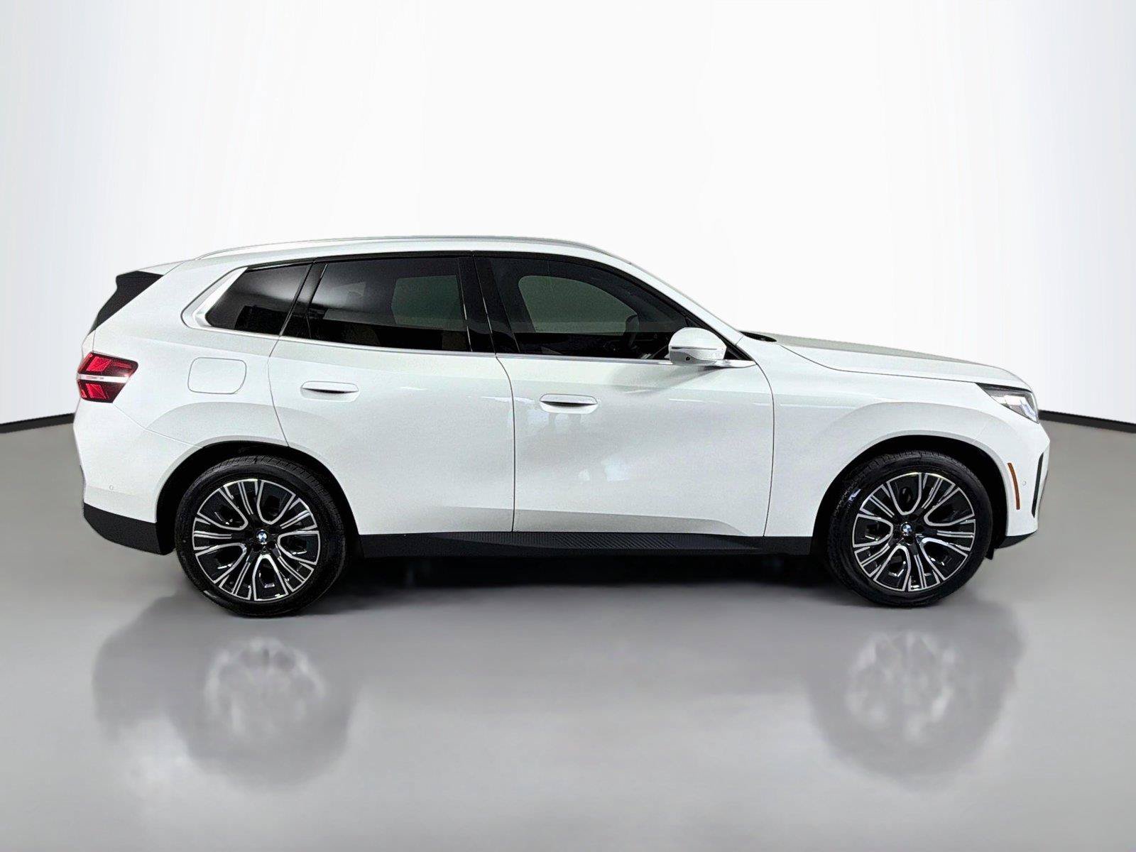 New 2026 BMW X3 xDrive30i w/ Premium Package AWD/4WD image 4
