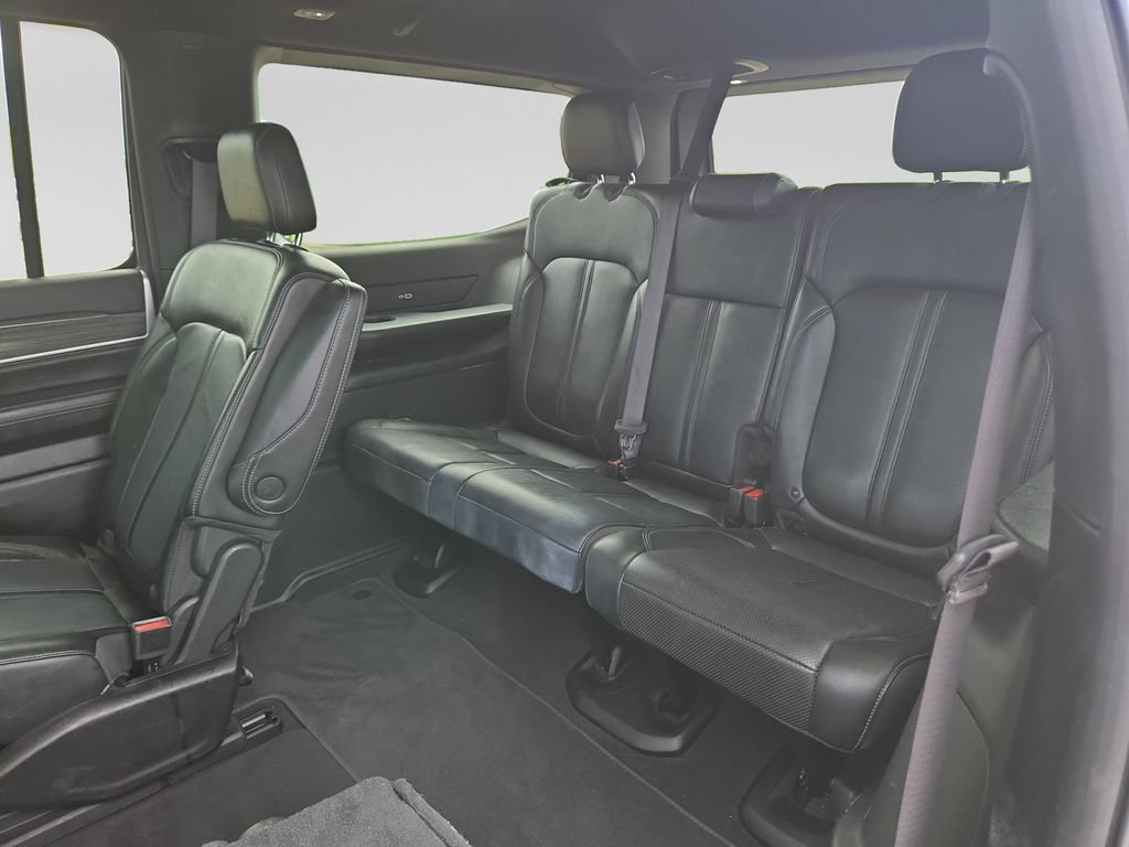 Used 2024 Jeep Wagoneer Series II AWD/4WD image 40