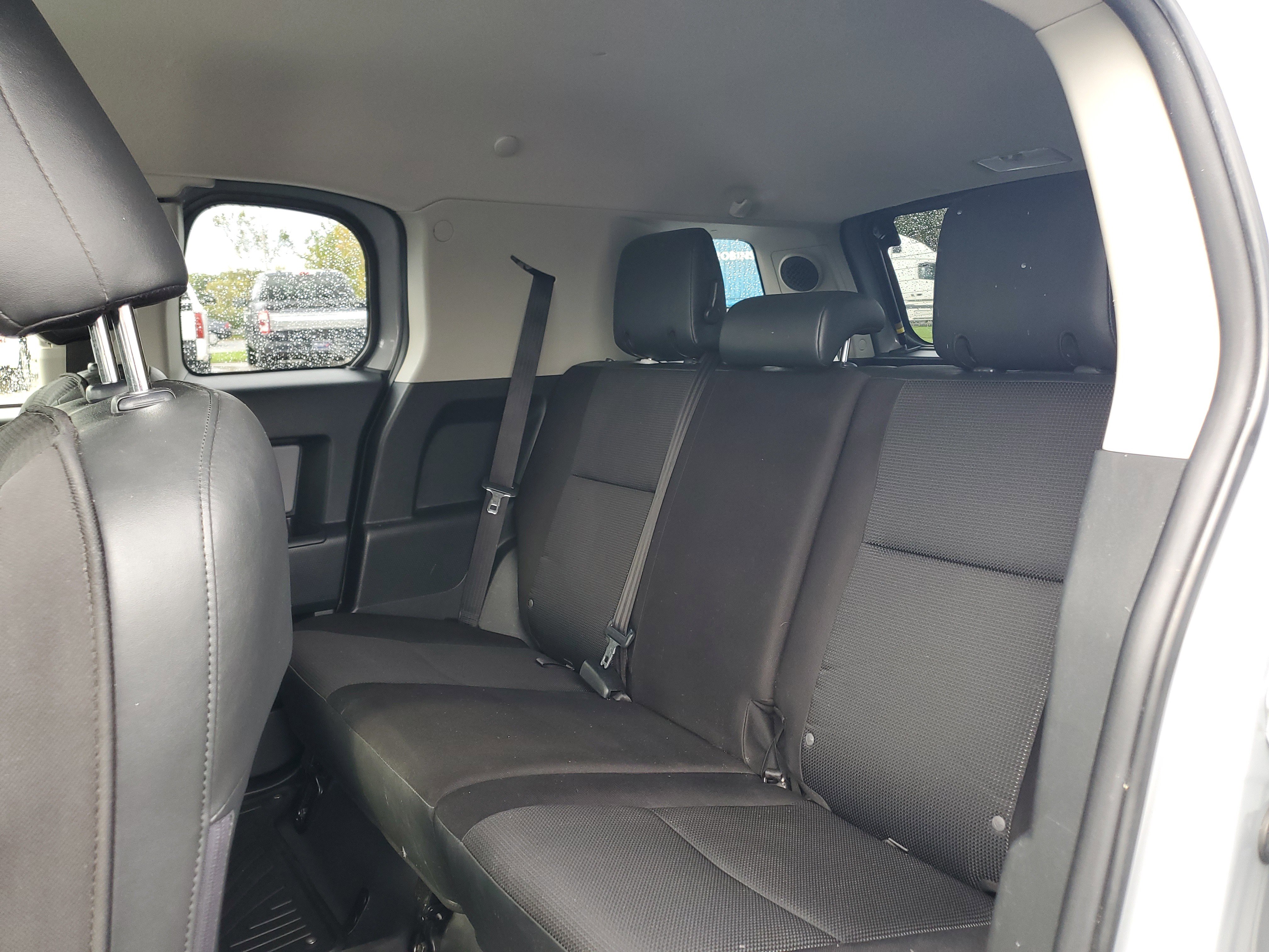 Used 2014 Toyota FJ Cruiser 4WD w/ Upgrade Package image 11