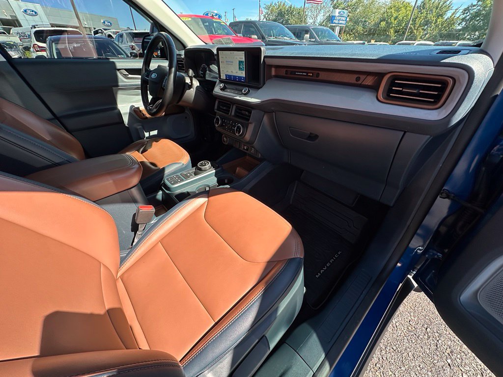 Certified 2024 Ford Maverick Lariat w/ FX4 Off-Road Package AWD/4WD image 23