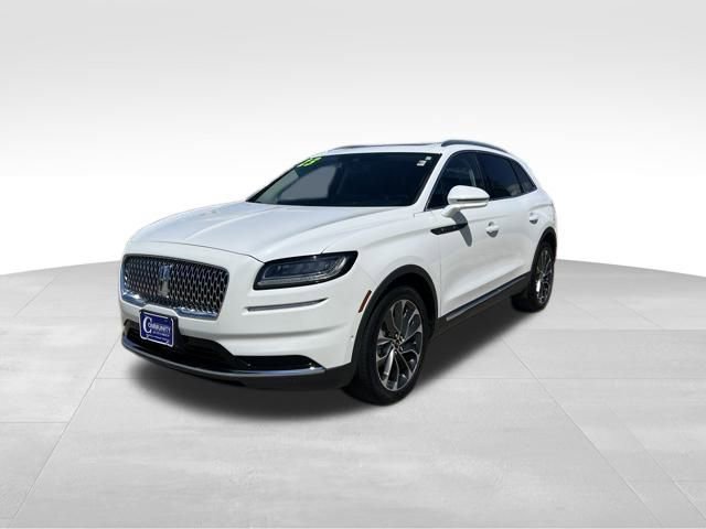 Used 2023 Lincoln Nautilus Reserve w/ Equipment Group 201A image 4