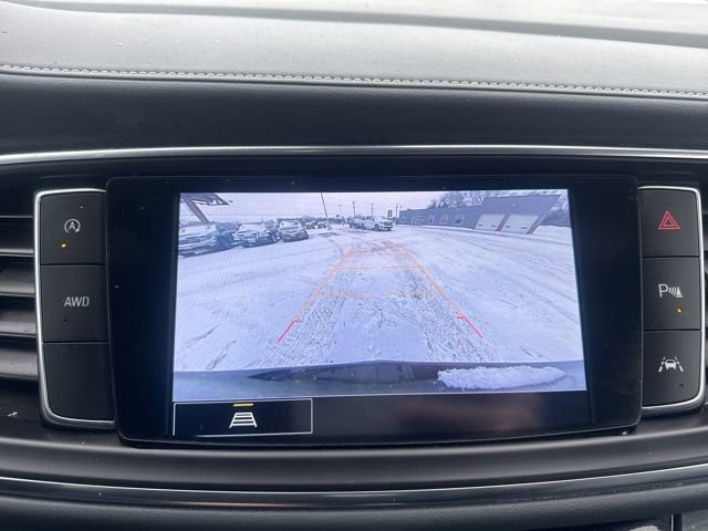 Used 2023 Buick Enclave Essence image 19