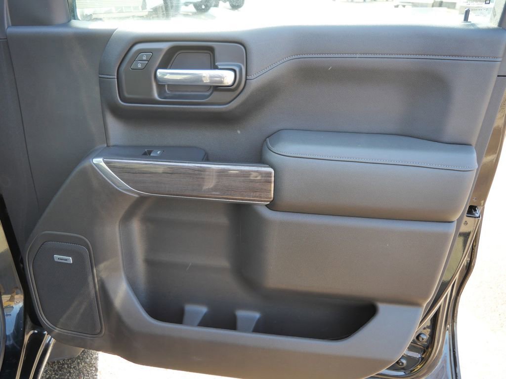 Used 2020 Chevrolet Silverado 1500 LTZ w/ LTZ Premium Package image 13