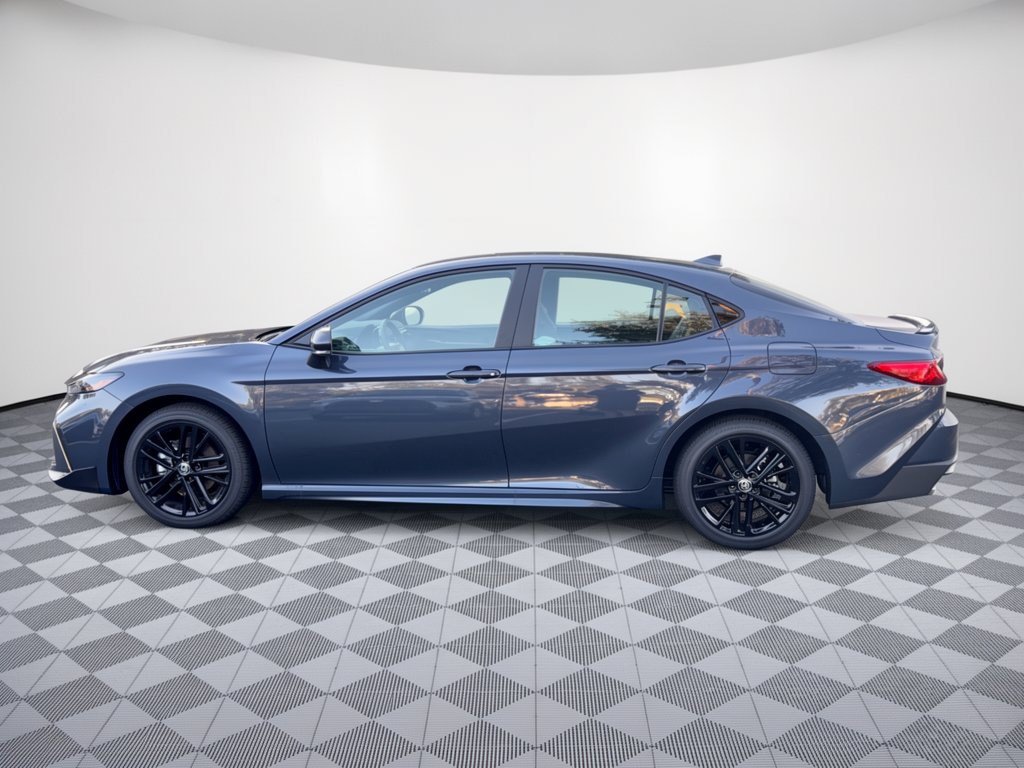 Used 2026 Toyota Camry SE FWD image 2