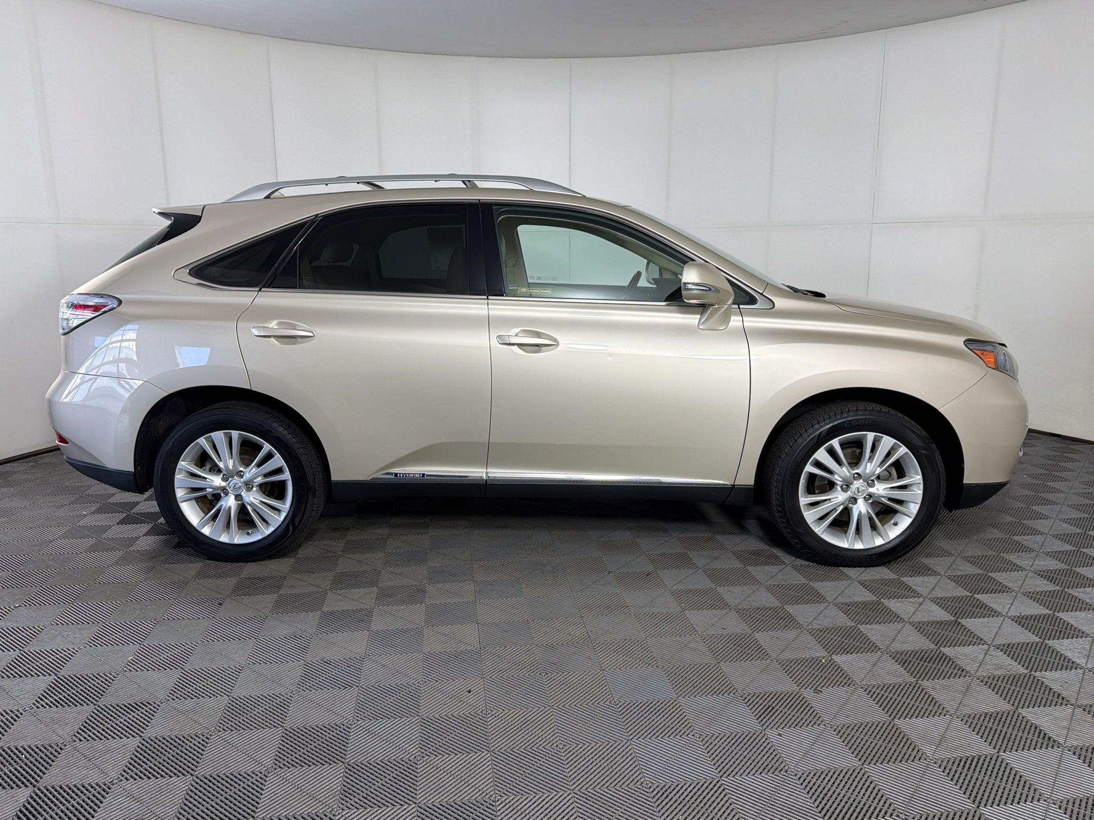 Used 2011 Lexus RX 450h AWD w/ Premium Pkg image 8