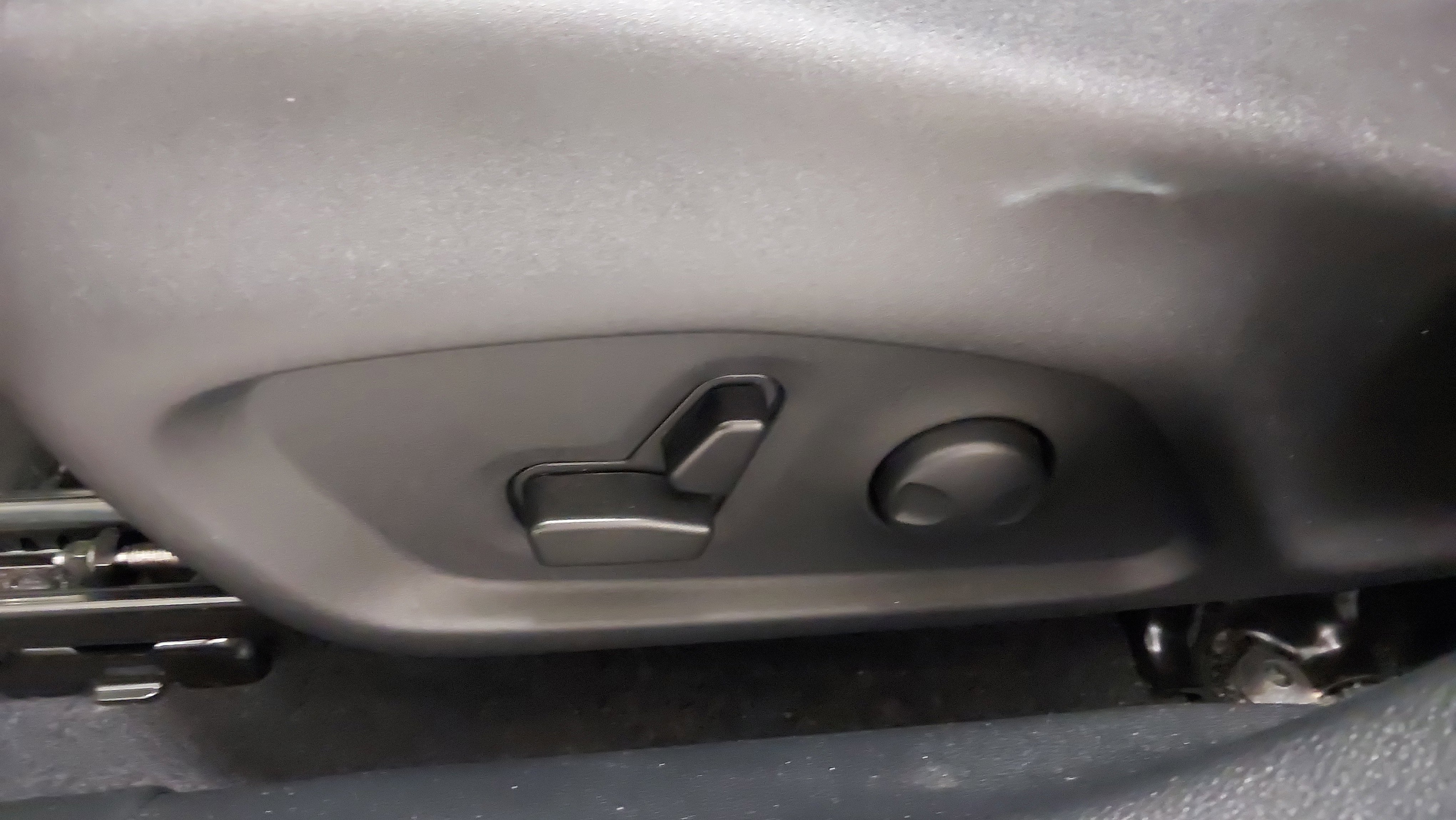 Used 2024 Jeep Compass Trailhawk w/ Trailhawk Elite Group image 37