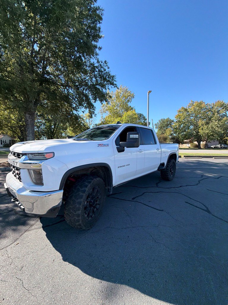 Used 2023 Chevrolet Silverado 2500 LT w/ Convenience Package AWD/4WD image 4