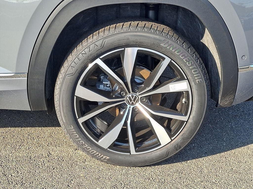 New 2026 Volkswagen Atlas Cross Sport SEL Premium R-Line AWD/4WD image 5