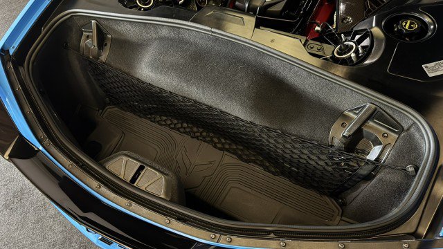 Used 2024 Chevrolet Corvette Stingray Premium Cpe w/ Z51 Performance Package RWD image 35