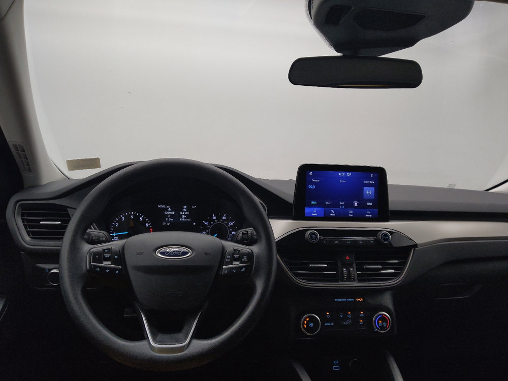 Used 2021 Ford Escape SE image 22
