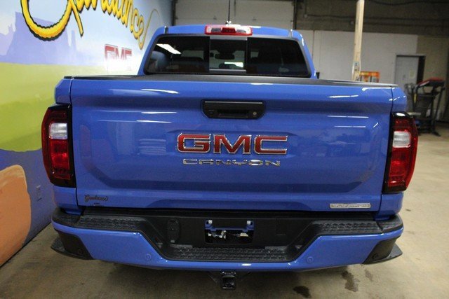 New 2025 GMC Canyon Elevation w/ Convenience Package image 5