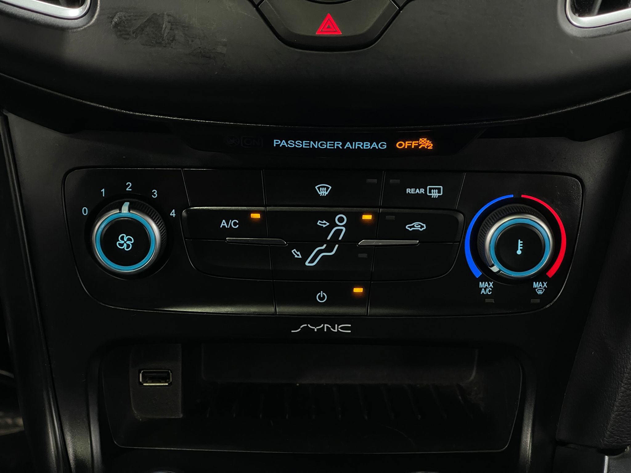 Used 2016 Ford Focus ST image 25