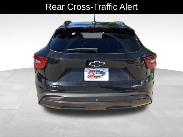 Certified 2025 Chevrolet Trax ACTIV w/ Driver Confidence Package FWD image 7