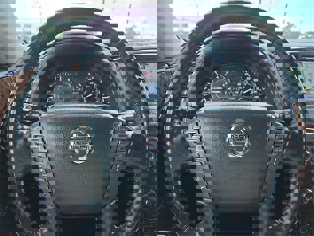 Used 2020 Nissan Armada SL image 19