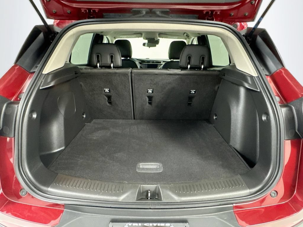 Used 2023 Buick Encore GX Preferred w/ Cold Weather Comfort Package FWD image 26