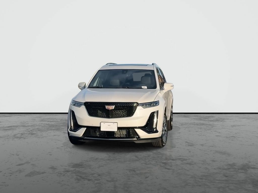 Certified 2025 Cadillac XT6 Sport w/ Platinum Package AWD/4WD image 3