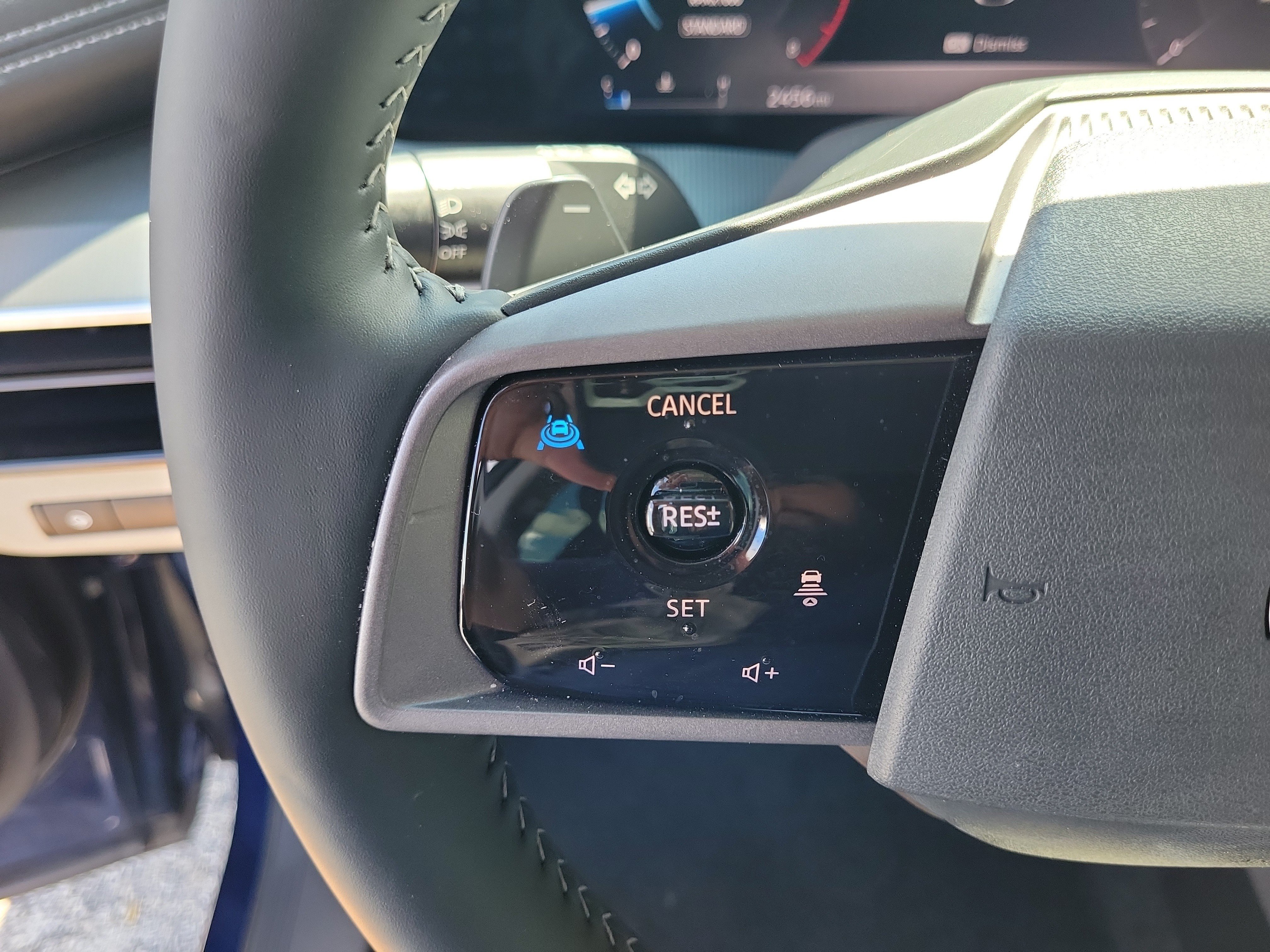 Certified 2025 Nissan Murano SL AWD/4WD image 18