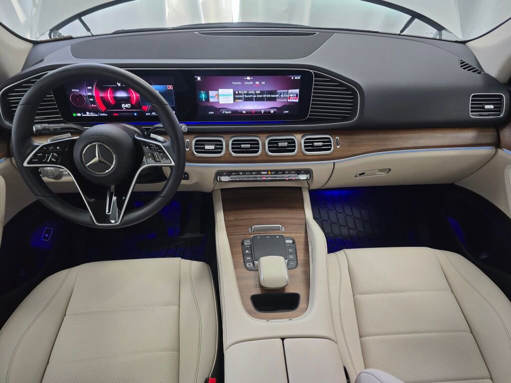 Certified 2025 Mercedes-Benz GLE 350 4MATIC image 18